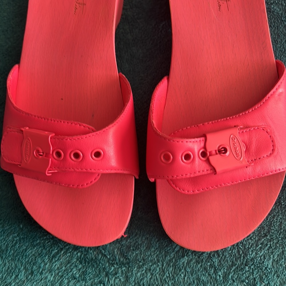 Woman’s brand new size 6 Dr Scholls exercise sandals - Picture 4 of 4